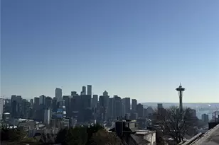 201 Galer St, Seattle, WA 98109 - Photo 29