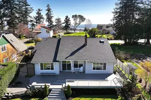 2471 Soundview Dr, Langley, WA 98260 - Photo 25