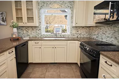 2471 Soundview Drive, Langley, WA 98260 - Photo 9