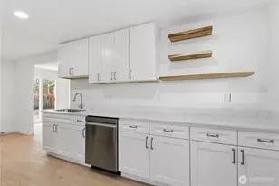 8520 9th Pl NE, Lake Stevens, WA 98258 - Photo 5