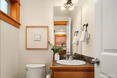 6537 34th Avenue SW, Seattle, WA 98126 - Photo 7