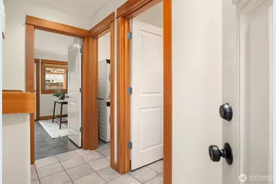 6537 34th Avenue SW, Seattle, WA 98126 - Photo 13