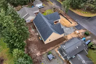 6709 254th St E, Graham, WA 98338 - Photo 15