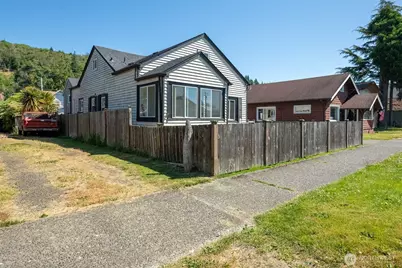 2515 Sumner Avenue, Hoquiam, WA 98550 - Photo 3