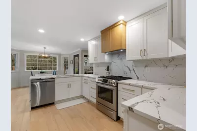 610 Logan Road, Lynnwood, WA 98036 - Photo 13