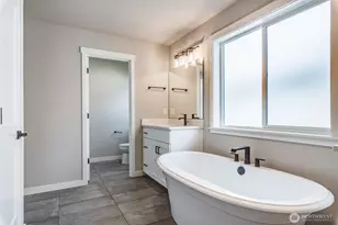 12914 187th Ave E, Bonney Lake, WA 98391 - Photo 23