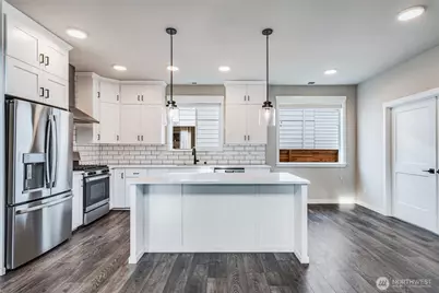 12914 187th Avenue E, Bonney Lake, WA 98391 - Photo 11