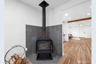 1490 Armstrong Street, Raymond, WA 98577 - Photo 11