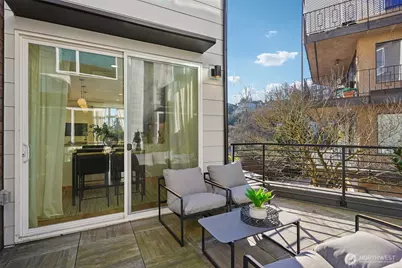 515 Howe Street #A, Seattle, WA 98109 - Photo 31