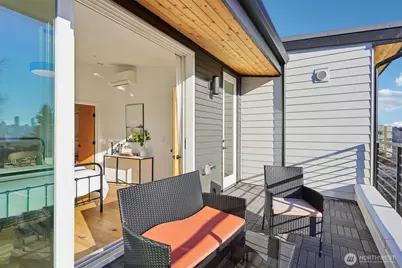 515 Howe Street #A, Seattle, WA 98109 - Photo 15