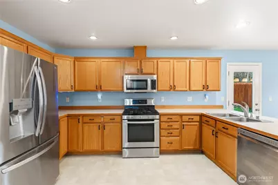 1062 NW Redwing Drive, Oak Harbor, WA 98277 - Photo 9