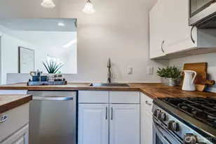 12406 2nd Pl SW, Seattle, WA 98146 - Photo 13