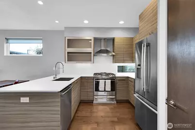 1525 19th Avenue #A, Seattle, WA 98122 - Photo 5