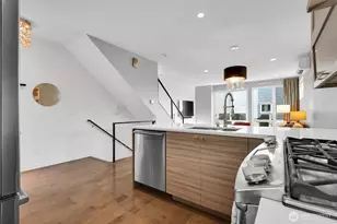 1525 19th Ave, Seattle, WA 98122 - Photo 9