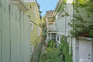 341 NE 51st St, Seattle, WA 98105 - Photo 27