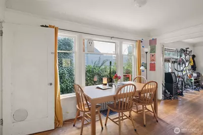 341 NE 51st Street, Seattle, WA 98105 - Photo 11