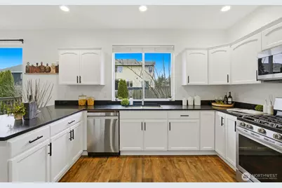 6811 37th Place NE, Marysville, WA 98270 - Photo 13