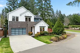 8784 NE Winslow Grove Ct, Bainbridge Island, WA 98110 - Photo 39