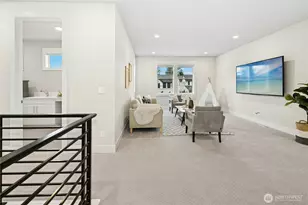 8784 NE Winslow Grove Ct, Bainbridge Island, WA 98110 - Photo 19