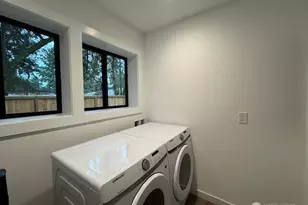 209 SW 132nd St, Burien, WA 98146 - Photo 15