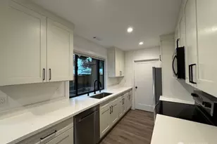 209 SW 132nd St, Burien, WA 98146 - Photo 5