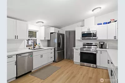 15429 107th Loop SE, Yelm, WA 98597 - Photo 9