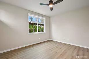 2227 124th St SE, Everett, WA 98208 - Photo 9