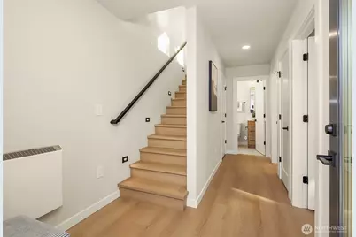 5716 14th Avenue NW, Seattle, WA 98107 - Photo 3