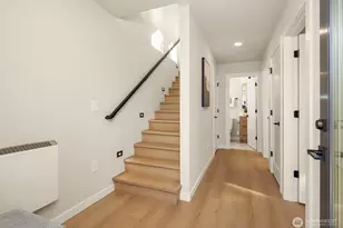 5716 14th Ave NW, Seattle, WA 98107 - Photo 3