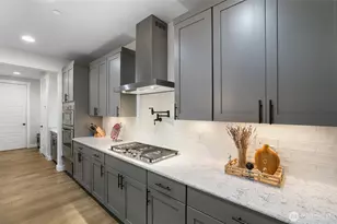 2403 12th St Pl SW, Puyallup, WA 98373 - Photo 9