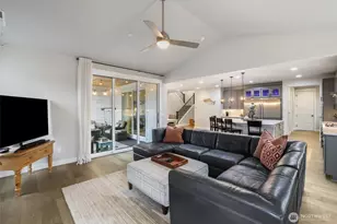 2403 12th St Pl SW, Puyallup, WA 98373 - Photo 5