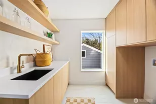 7358 33rd Ave NE, Seattle, WA 98115 - Photo 13