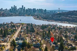 4003 Densmore Ave N, Seattle, WA 98103 - Photo 23