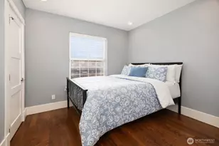 4003 Densmore Ave N, Seattle, WA 98103 - Photo 13