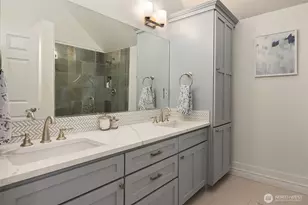 4003 Densmore Ave N, Seattle, WA 98103 - Photo 11