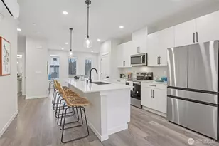 19524 16th Ave SE, Bothell, WA 98012 - Photo 5