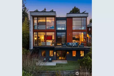 1527 E Howe Street, Seattle, WA 98112 - Photo 1