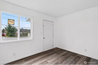 109 Barnes Street, Kelso, WA 98626 - Photo 11