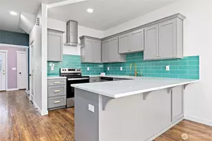 825 E 55th St, Tacoma, WA 98404 - Photo 9