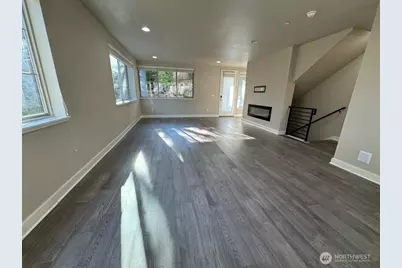 11403 117th Lane NE #6, Kirkland, WA 98034 - Photo 3