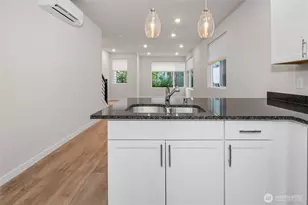 2121 N 148th St, Shoreline, WA 98133 - Photo 9