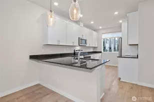 2121 N 148th St, Shoreline, WA 98133 - Photo 5