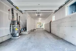 2121 N 148th St, Shoreline, WA 98133 - Photo 27