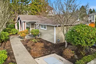 710 240th Way SE, Sammamish, WA 98074 - Photo 5