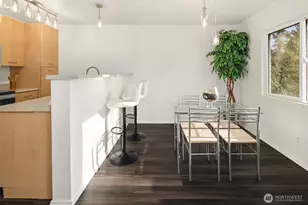 710 240th Way SE, Sammamish, WA 98074 - Photo 15