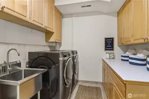 3311 SW Hinds St, Seattle, WA 98126 - Photo 33