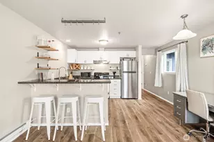 218 Broadway, Tacoma, WA 98402 - Photo 9