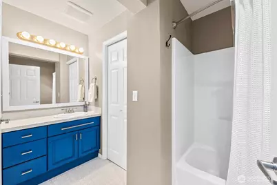 218 Broadway #5, Tacoma, WA 98402 - Photo 17