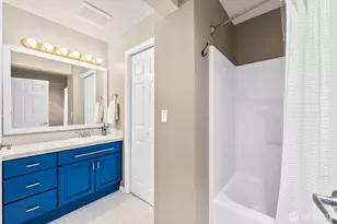 218 Broadway, Tacoma, WA 98402 - Photo 17