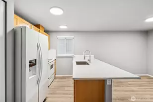 4038 S Warner St, Tacoma, WA 98409 - Photo 3